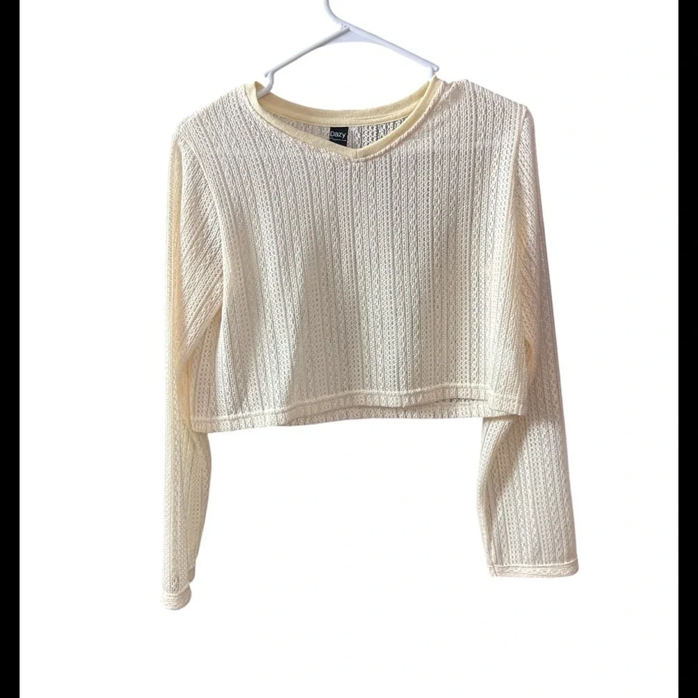 DAZY Cream Textured Knit Long Sleeve Crop Top - Size Medium